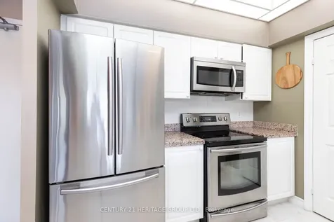 211 Randolph Road Toronto ON M4G 4H1
