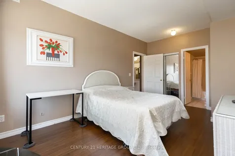 211 Randolph Road Toronto ON M4G 4H1