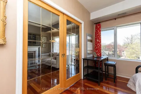 211 Randolph Road Toronto ON M4G 4H1
