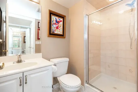 211 Randolph Road Toronto ON M4G 4H1