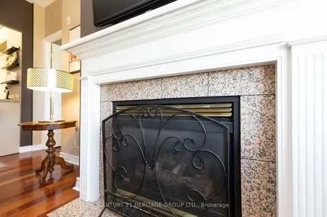 211 Randolph Road Toronto ON M4G 4H1