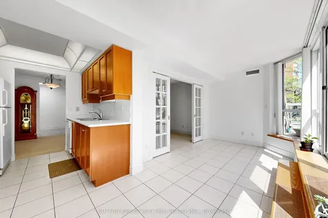 5418 Yonge Street Toronto ON M2N 6X4