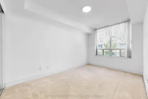 5418 Yonge Street Toronto ON M2N 6X4