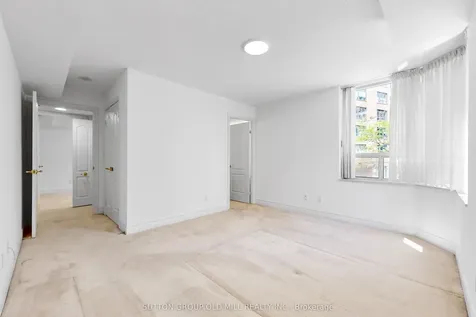 5418 Yonge Street Toronto ON M2N 6X4