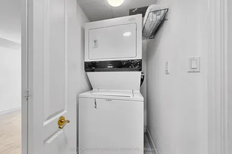 5418 Yonge Street Toronto ON M2N 6X4