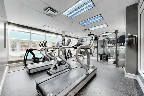 5418 Yonge Street Toronto ON M2N 6X4