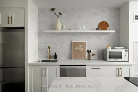 38 Dan Leckie Way Toronto ON M5V 2V6
