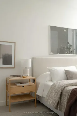 38 Dan Leckie Way Toronto ON M5V 2V6