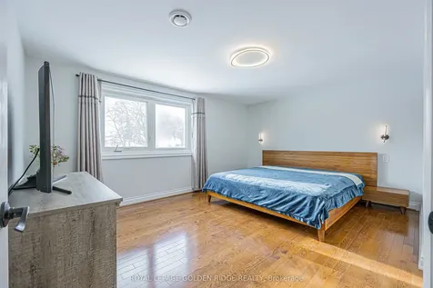 18 Deerpath Road Toronto ON M3A 1R5
