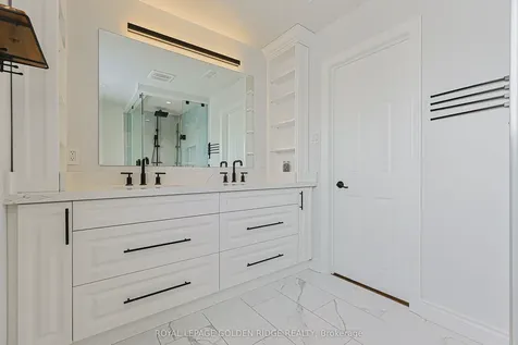 18 Deerpath Road Toronto ON M3A 1R5