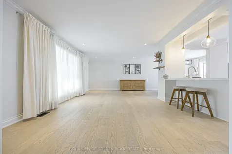 18 Deerpath Road Toronto ON M3A 1R5