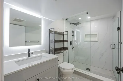 18 Deerpath Road Toronto ON M3A 1R5