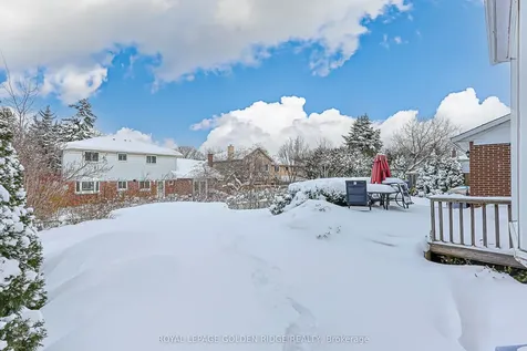 18 Deerpath Road Toronto ON M3A 1R5