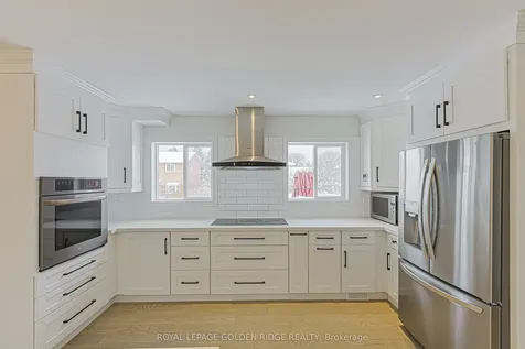18 Deerpath Road Toronto ON M3A 1R5