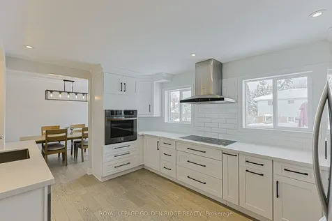 18 Deerpath Road Toronto ON M3A 1R5
