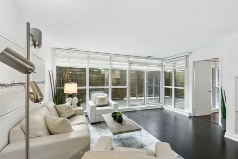 10 Capreol Court Toronto ON M5V 4B3