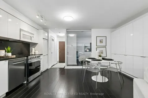 10 Capreol Court Toronto ON M5V 4B3