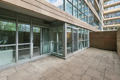 10 Capreol Court Toronto ON M5V 4B3