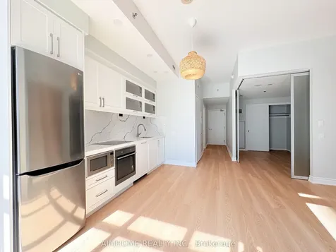 783 Bathurst Street Toronto ON M5S 0A8