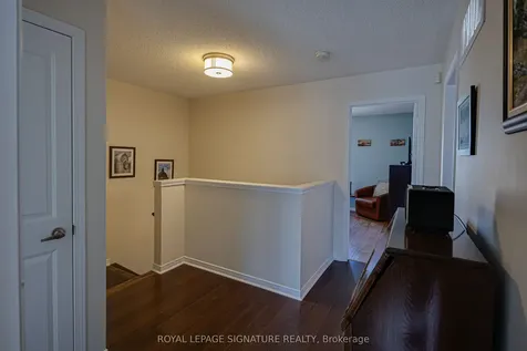 6 Collip Place Toronto ON M4A 0A3