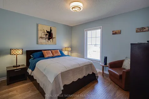 6 Collip Place Toronto ON M4A 0A3