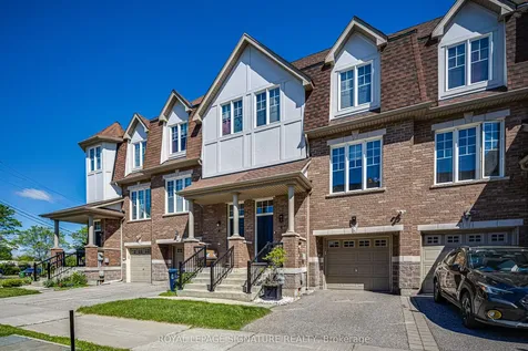 6 Collip Place Toronto ON M4A 0A3