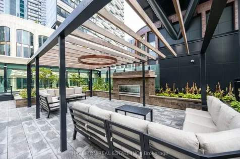 455 Wellington Street W Toronto ON M5V 0V8