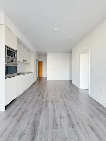 11 Wellesley Street W Toronto ON M4Y 0G4