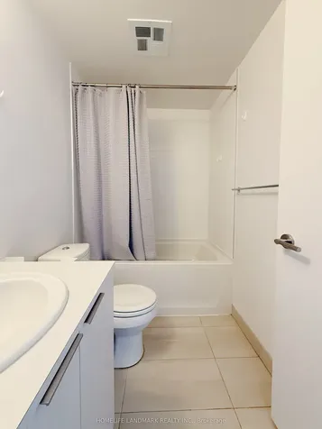 11 Wellesley Street W Toronto ON M4Y 0G4