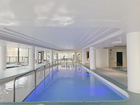 11 Wellesley Street W Toronto ON M4Y 0G4