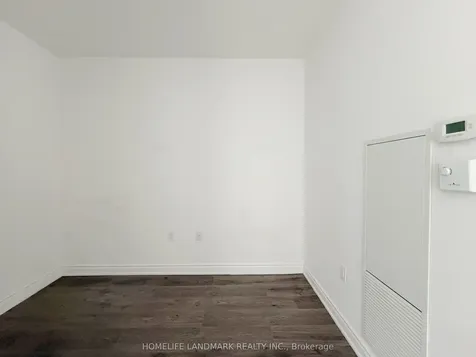 11 Wellesley Street W Toronto ON M4Y 0G4