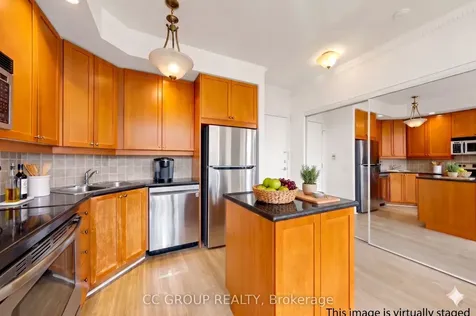15 Northtown Way Toronto ON M2N 7A2
