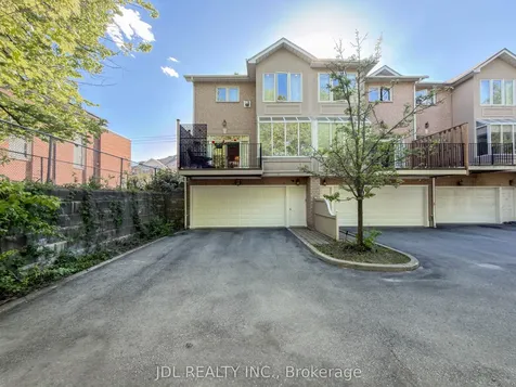 369 Kenneth Avenue Toronto ON M2N 4V9