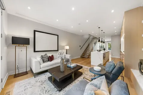 588 Woburn Avenue Toronto ON M5M 1L9