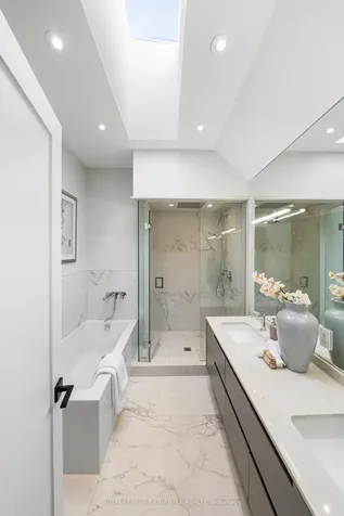 588 Woburn Avenue Toronto ON M5M 1L9