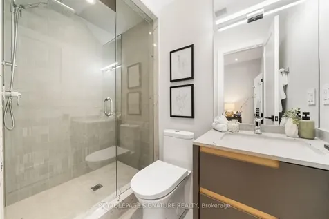 588 Woburn Avenue Toronto ON M5M 1L9