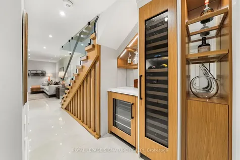 588 Woburn Avenue Toronto ON M5M 1L9