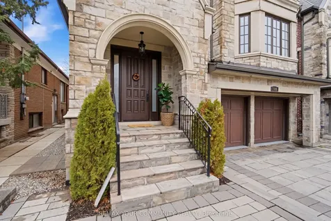 116 Frontenac Avenue Toronto ON M5N 1Z8
