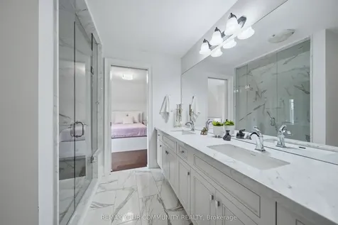 116 Frontenac Avenue Toronto ON M5N 1Z8
