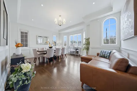 116 Frontenac Avenue Toronto ON M5N 1Z8