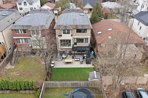 116 Frontenac Avenue Toronto ON M5N 1Z8