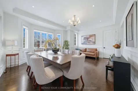 116 Frontenac Avenue Toronto ON M5N 1Z8