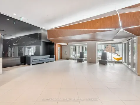 75 Queens Wharf Road Toronto ON M5V 0J8