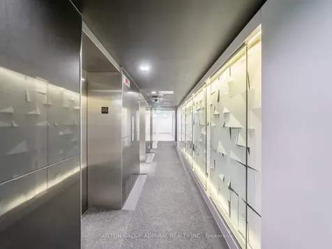75 Queens Wharf Road Toronto ON M5V 0J8