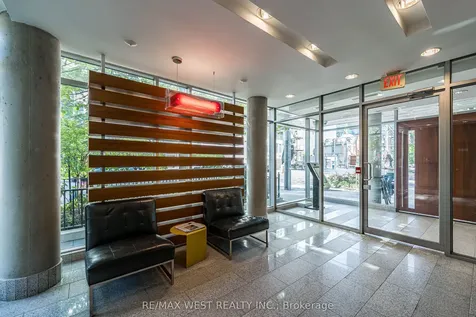 66 Portland Street Toronto ON M5V 2M6