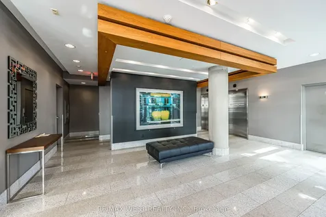 66 Portland Street Toronto ON M5V 2M6