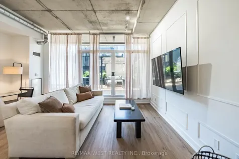 66 Portland Street Toronto ON M5V 2M6