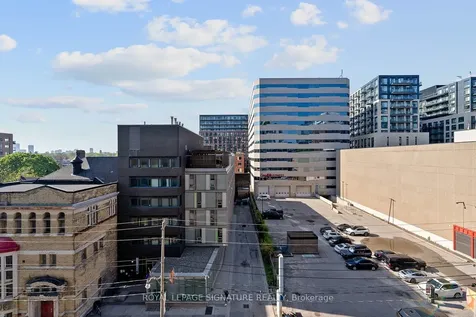 525 Adelaide Street W Toronto ON M5V 1T6