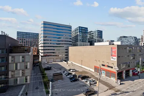 525 Adelaide Street W Toronto ON M5V 1T6
