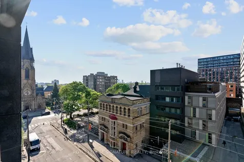 525 Adelaide Street W Toronto ON M5V 1T6